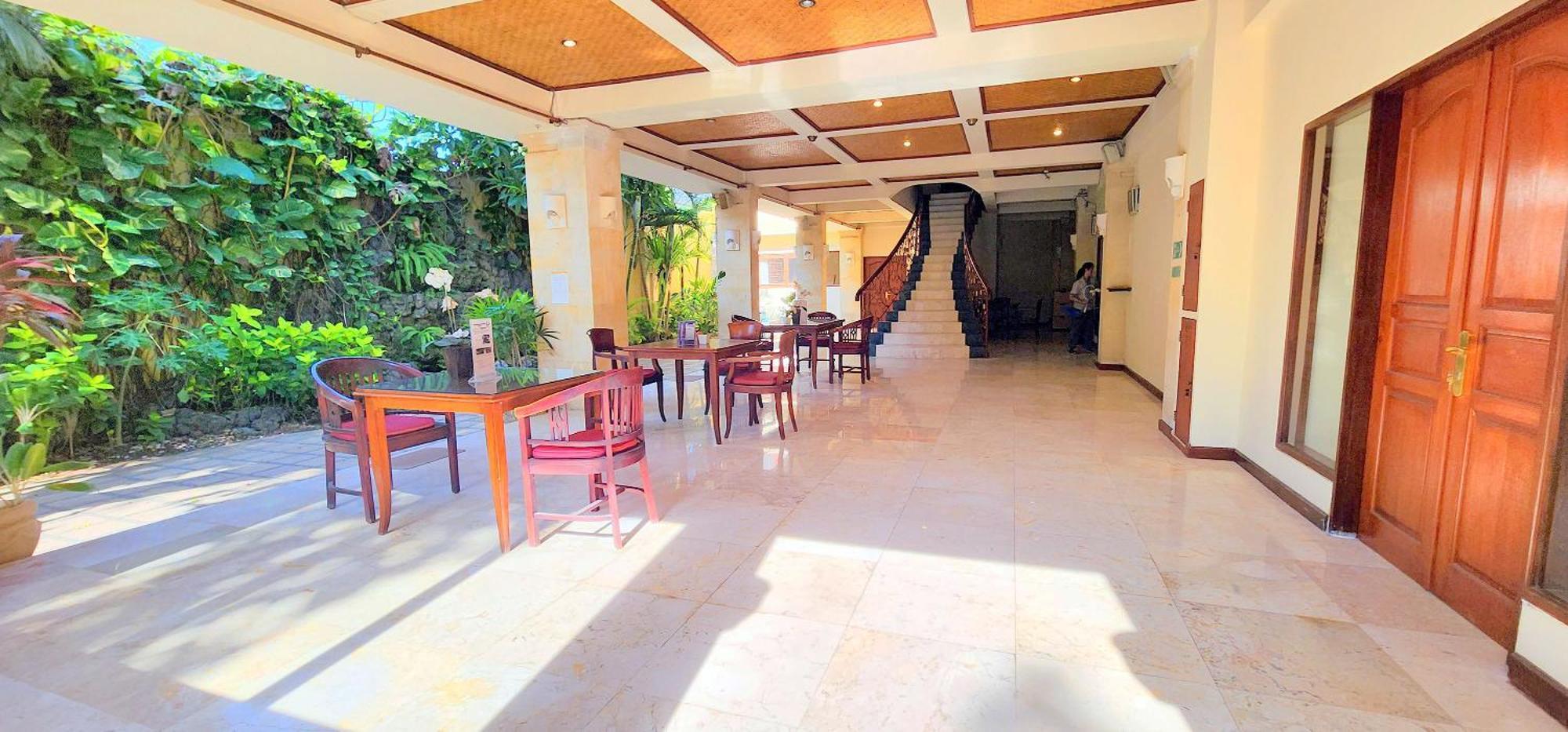 Bali Emerald Apartments Sanur  Exterior photo
